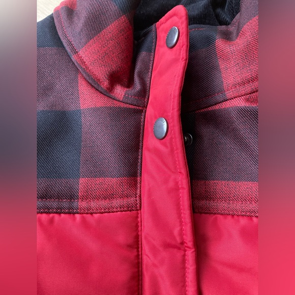 Women’s Large Eddie Bauer Red Buffalo Check Vest Like New - Picture 2 of 9